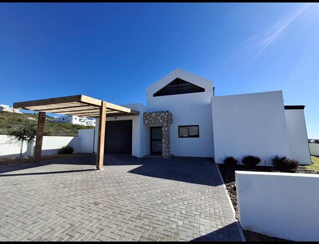 3 BEDROOM HOUSE FOR SALE IN ST HELENA VIEWS